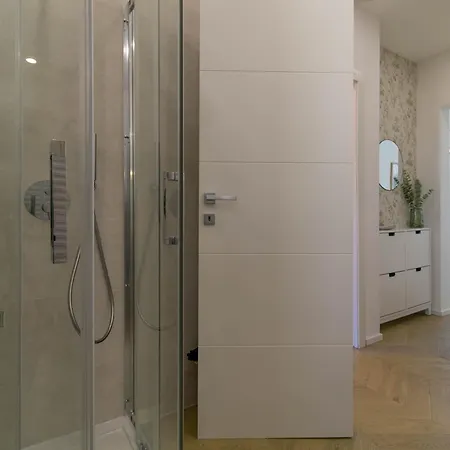 Welcomely - River Apartament