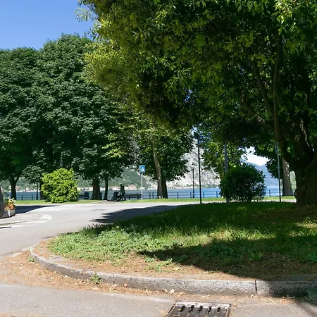 Welcomely - River * Lecco