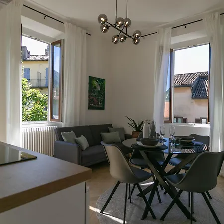 Apartman Welcomely - River *